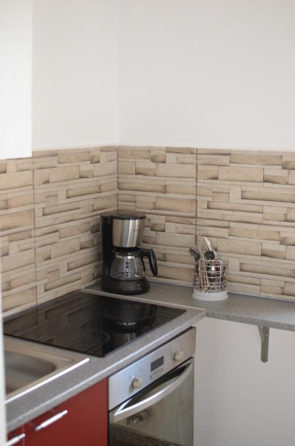 Vila Cu Trandafiri Cozy Apartments 2 Camere Bragadiru Exterior foto