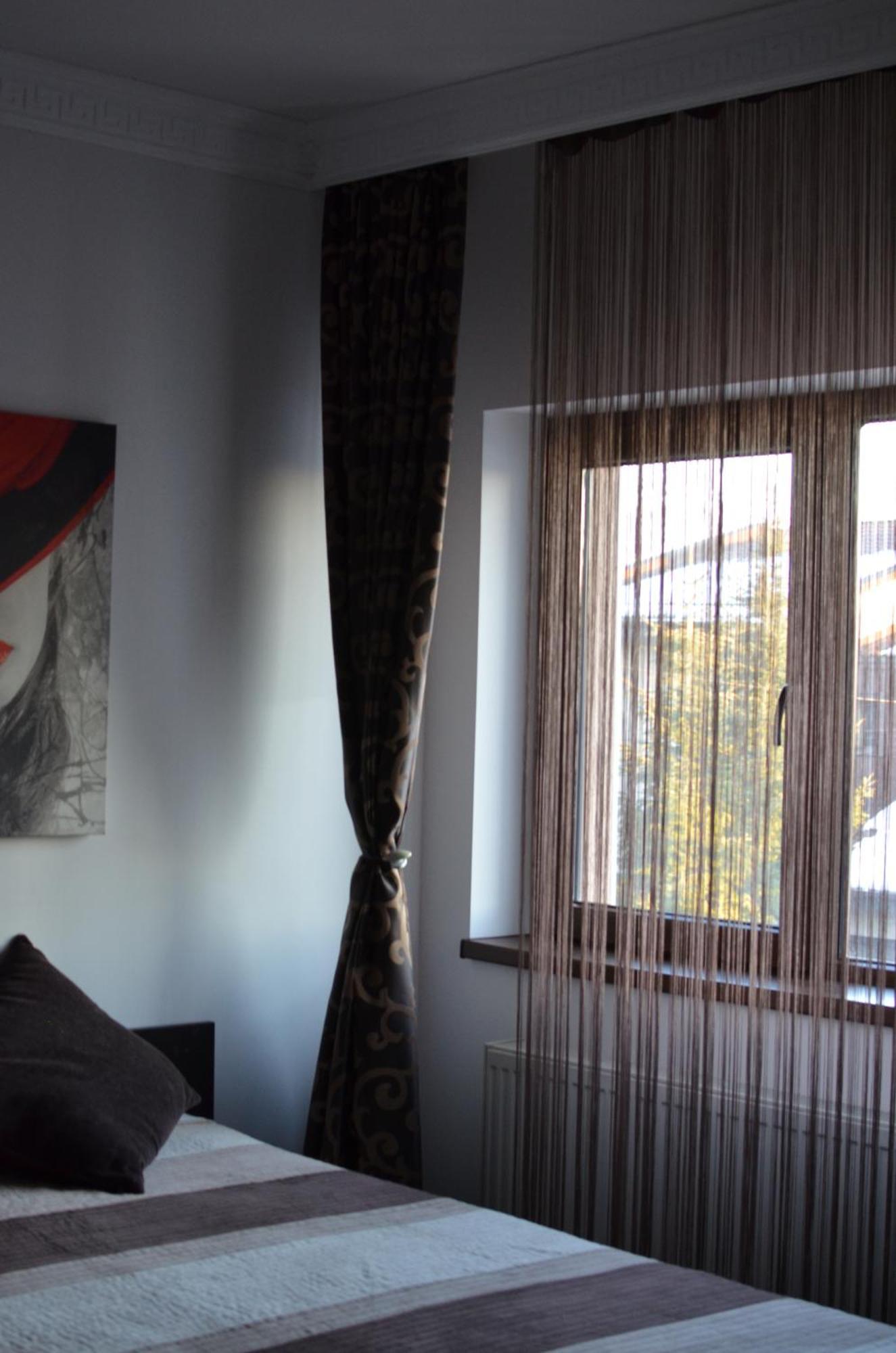 Vila Cu Trandafiri Cozy Apartments 2 Camere Bragadiru Exterior foto